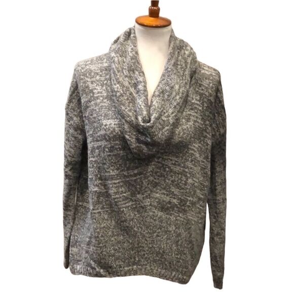 Oversized cozy cowl neck Express sweater XS/S - Picture 1 of 4
